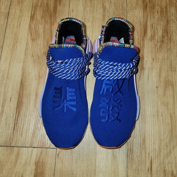 Pharrell x Adidas - Picture 5 of 6